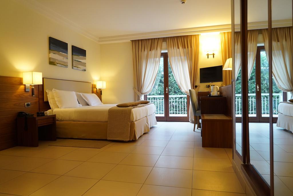 Suites&Residence Hotel Pozzuoli Exterior foto