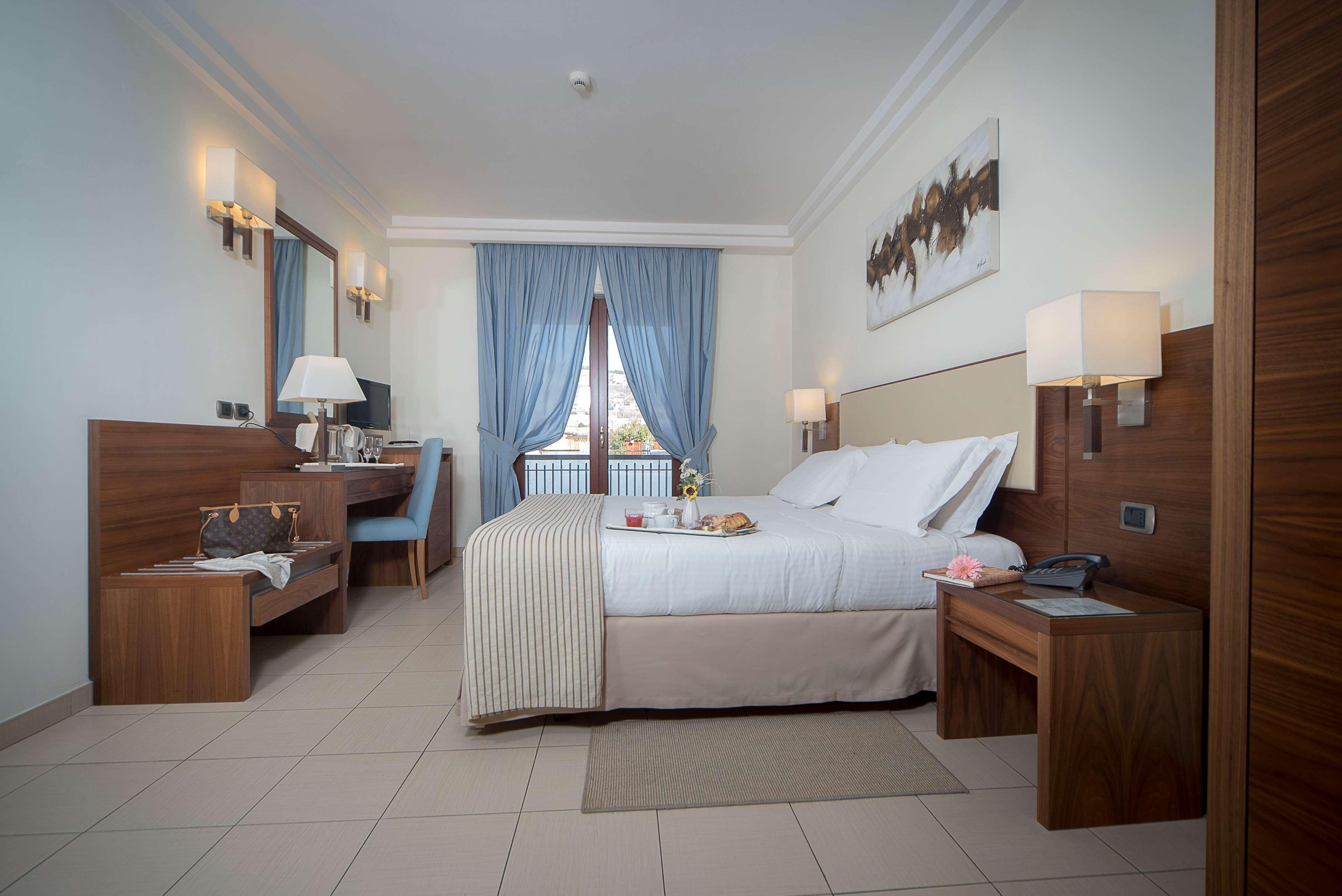 Suites&Residence Hotel Pozzuoli Exterior foto