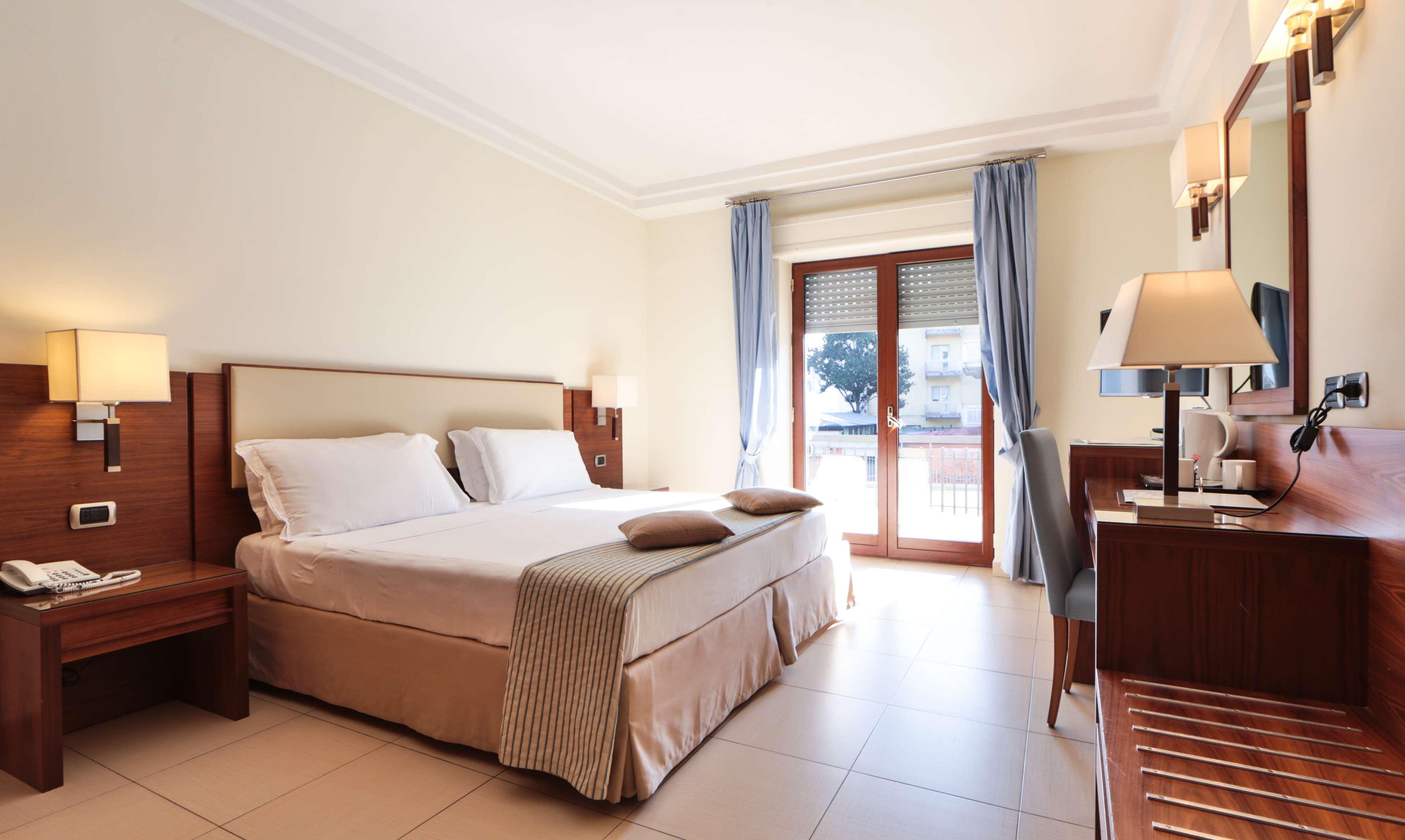 Suites&Residence Hotel Pozzuoli Exterior foto